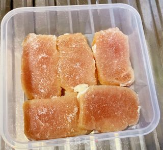 超簡單自制咸肉的做法步驟：3