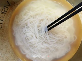 麻汁冷面的做法步驟：3