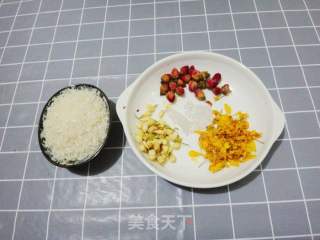 三花粥的做法步驟：1