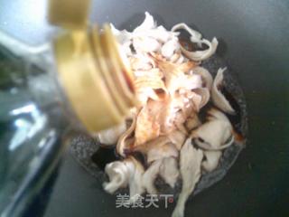 大頭菜絲炒面筋的做法步驟：6