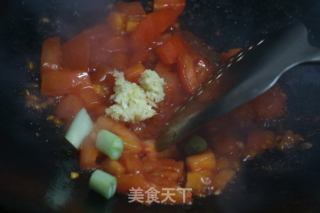 西紅柿肉丸豆腐湯的做法步驟：6