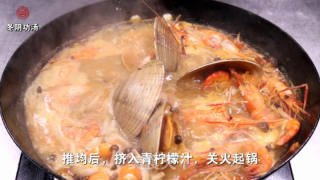 冬陰功湯的做法步驟：3