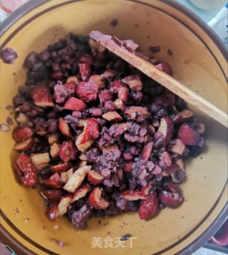 粘豆包的做法步驟：1