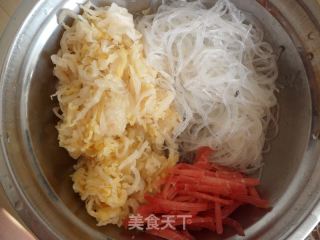 酸菜粉的做法步驟：1