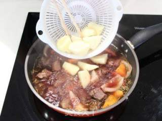 （情人節(jié)食譜）法式紅燴牛腩的做法步驟：10