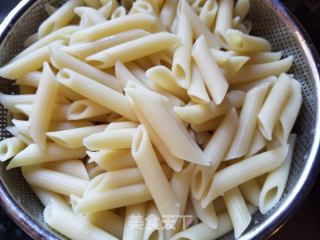 雞絲白醬意面的做法步驟：6