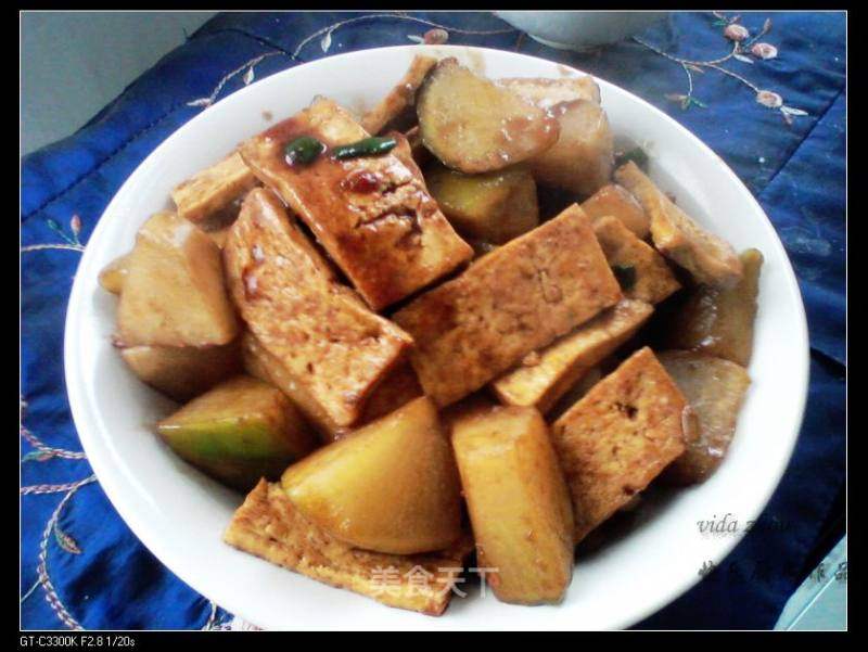 蠔皇豆腐燜蘿卜的做法