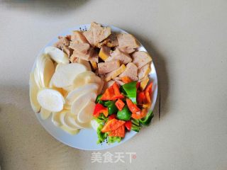 茭白卷章的做法步驟：1