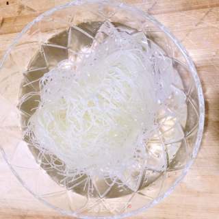 薄荷羊肉米線的做法步驟：4
