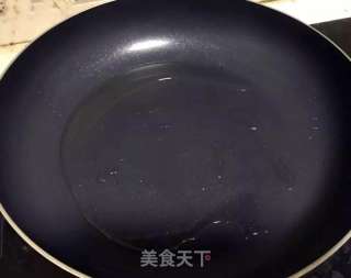 怎么熬糖色，熬糖色的熬制方法的做法步驟：1