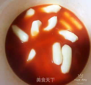 韓式辣醬炒年糕的做法步驟：6