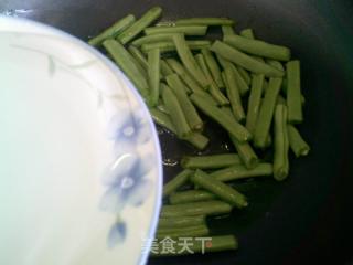 大頭菜絲炒梅豆的做法步驟：6