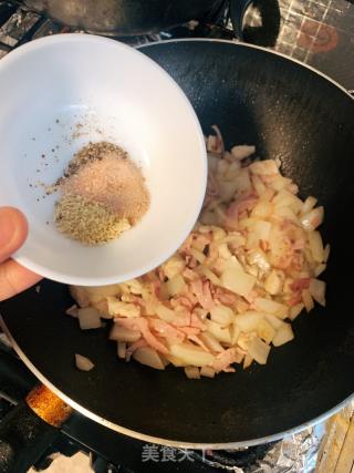 培根雞肉番茄意面的做法步驟：4