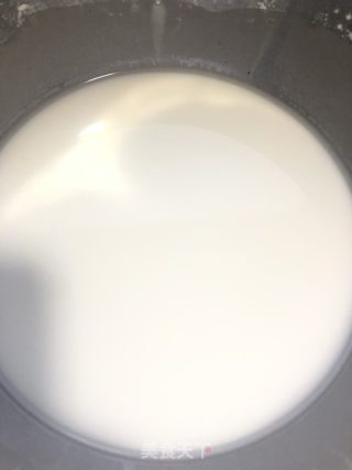 東北熘肉段的做法步驟：1