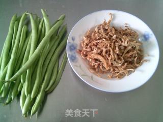 大頭菜絲炒梅豆的做法步驟：1