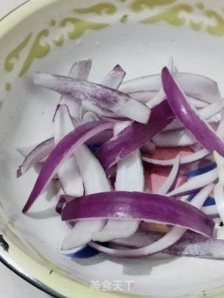 辣白菜肉絲年糕湯的做法步驟：3