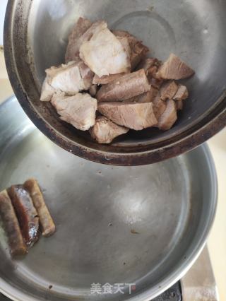 洋蔥炒回鍋肉的做法步驟：4
