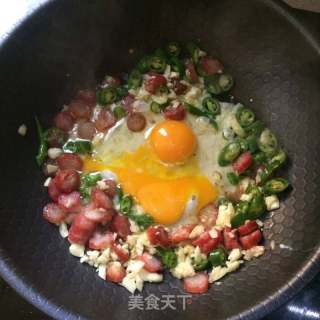 泰式九層塔炒飯的做法步驟：4