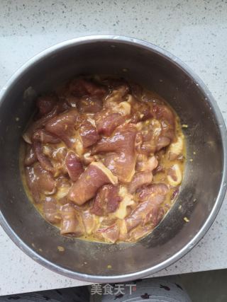 簡易版炸里脊肉片的做法步驟：3