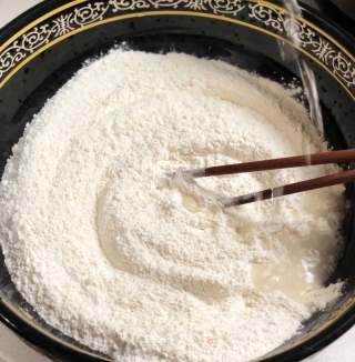 鮮肉生煎包的做法步驟：2
