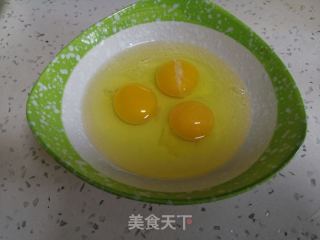 雞蛋辣椒悶子的做法步驟：3