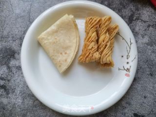 單餅夾馓子雞蛋的做法步驟：9