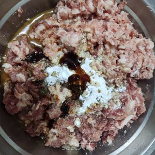 黑胡椒脆皮腸的做法步驟：5