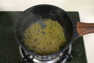 培根青椒意面的做法步驟：4