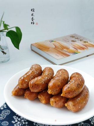 糯米香腸的做法步驟：1