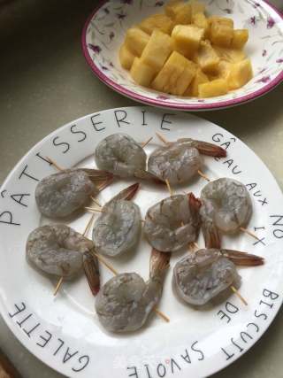 泰式菠蘿蝦的做法步驟：1