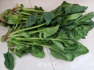 清炒菠菜的做法步驟：2