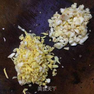 棲鳳渡魚(yú)粉的做法步驟：2