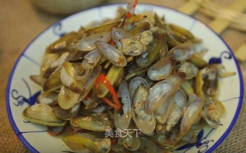 潮音潮人：潮汕炒薄殼的做法