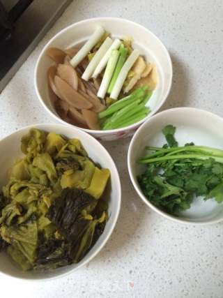 酸菜魚的做法步驟：11
