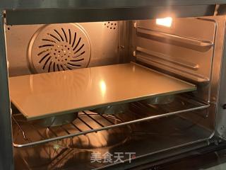 風靡許久的日式紅豆面包，制作如此簡單！的做法步驟：9