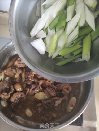 子姜炒田鴨的做法步驟：9