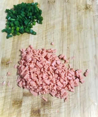 火腿厚蛋燒的做法步驟：2