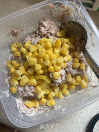 吞拿魚玉米意面的做法步驟：2