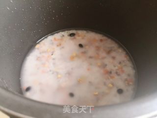 肉松飯團的做法步驟：2