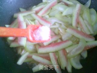 西瓜皮炒夜開花的做法步驟：11