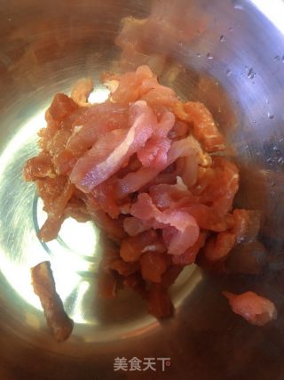 京醬肉絲的做法步驟：1