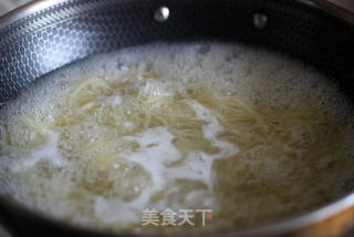 西紅柿肉醬意面的做法步驟：4