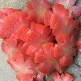 藕片拌荷蘭豆的做法步驟：3