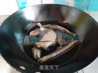 炸豬皮的做法步驟：7