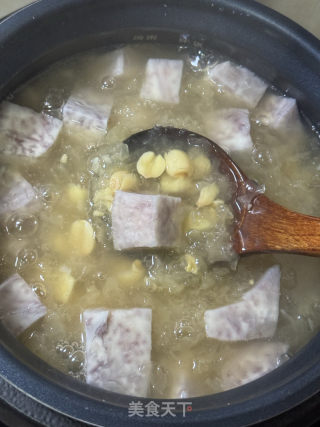 芋頭蓮子銀耳羹的做法步驟：10