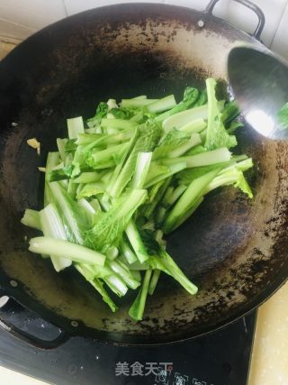 清炒芥菜的做法步驟：4