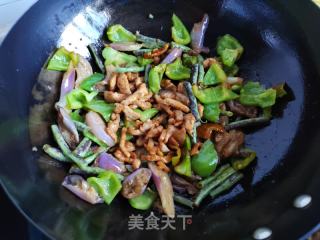 茄子青椒炒肉片的做法步驟：9