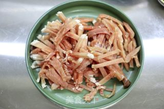 京醬肉絲的做法步驟：2