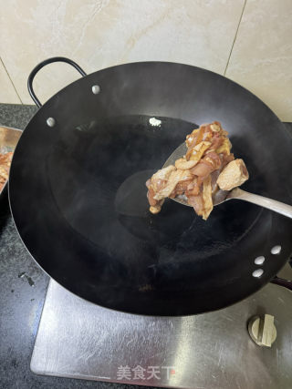 大蔥燒雞腿的做法步驟：6