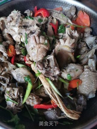 人參鹿茸笨雞的做法步驟：6